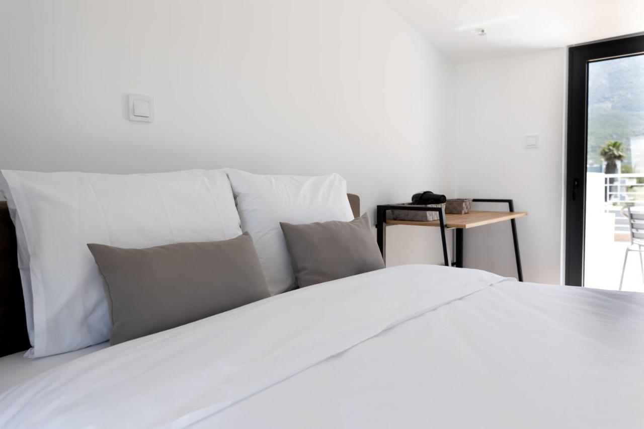 Pagani Blue - Luxury Maisonette B1 Apartment *